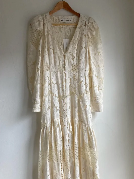 Mr. Larkin The Penny Dress S Small  NWT Ivory Lace V-Neck Long Sleeve Dress - Picture 4 of 12
